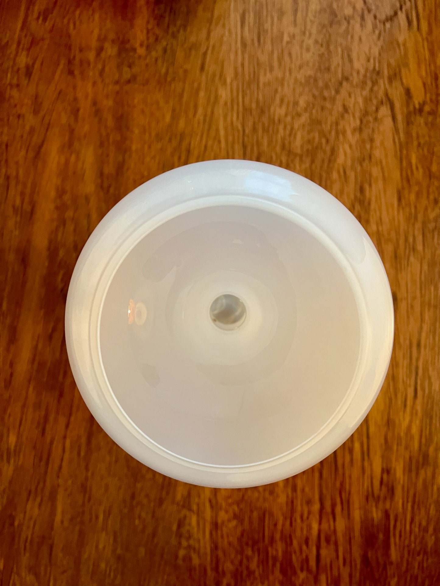 vase en verre blanc