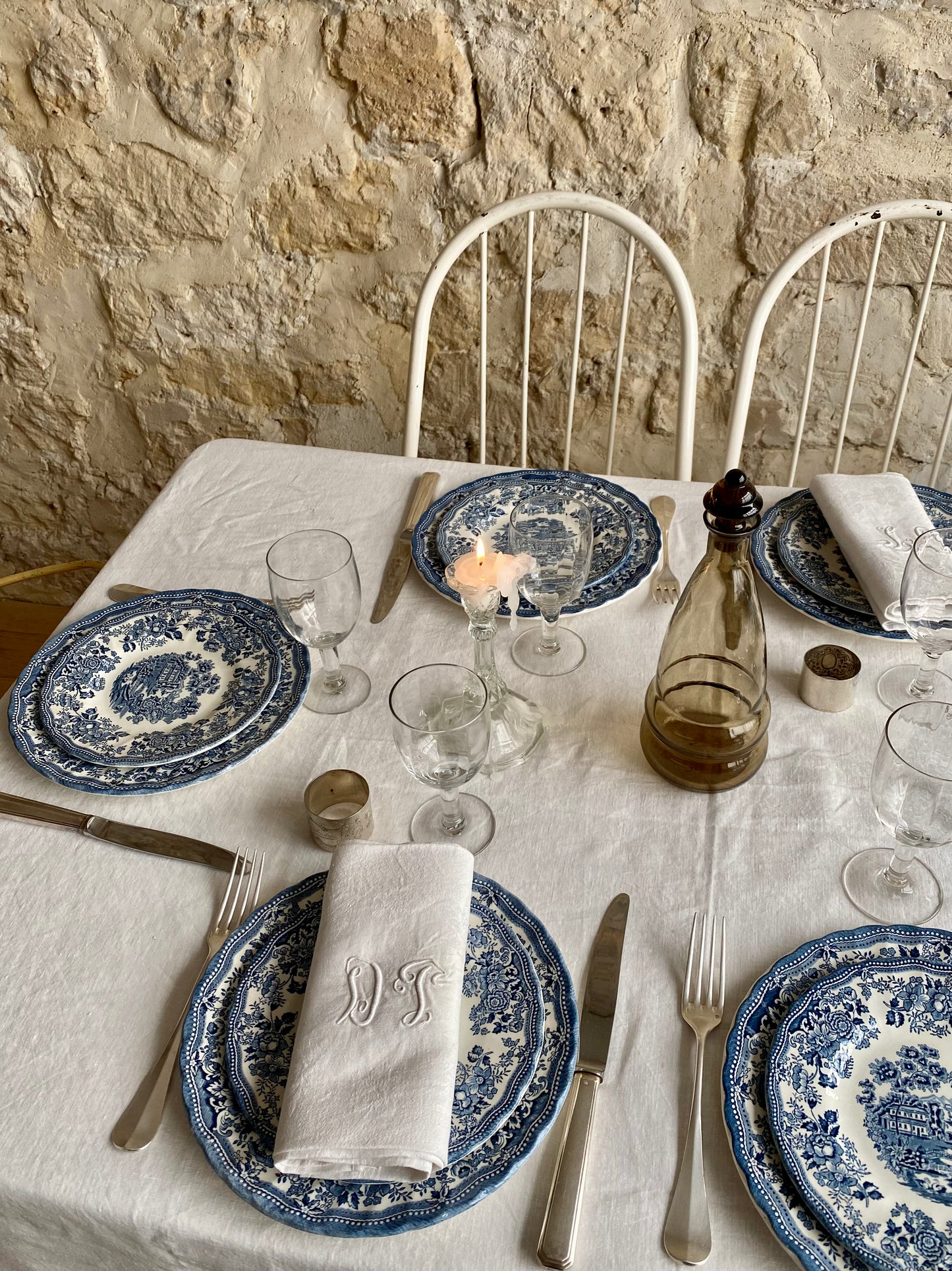 service anglais, décor bleu