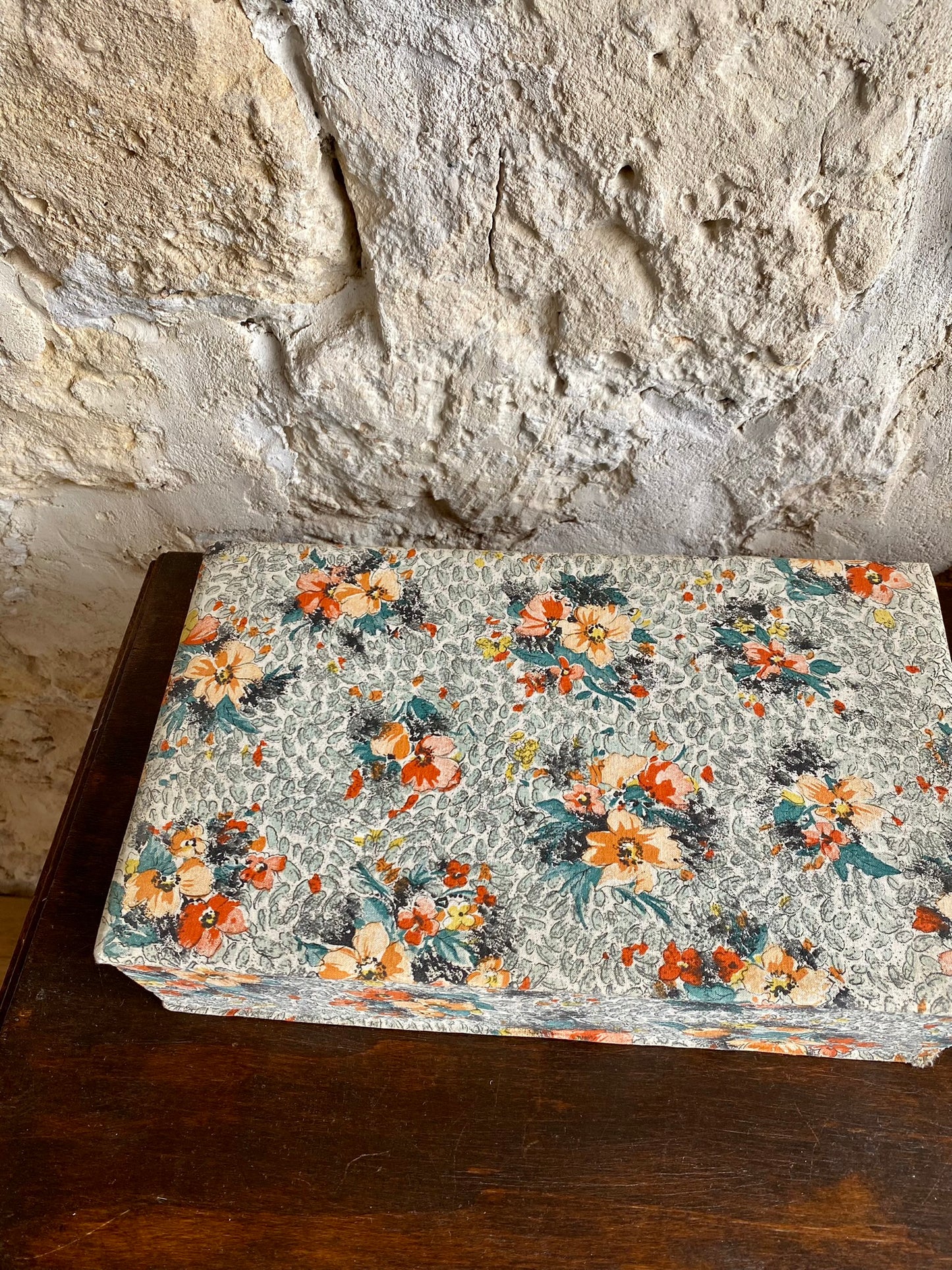 boîte en tissu des années 50