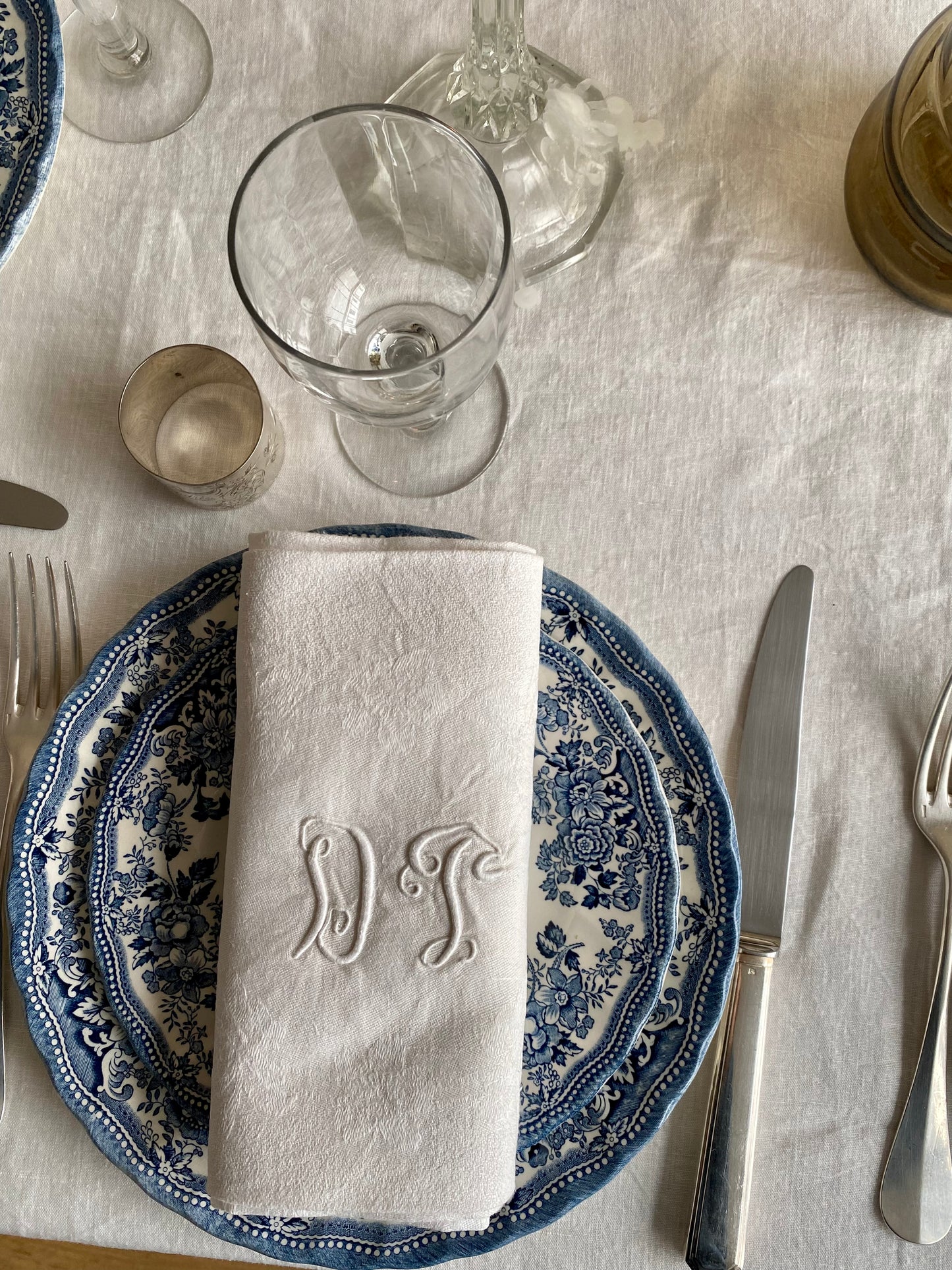 service anglais, décor bleu