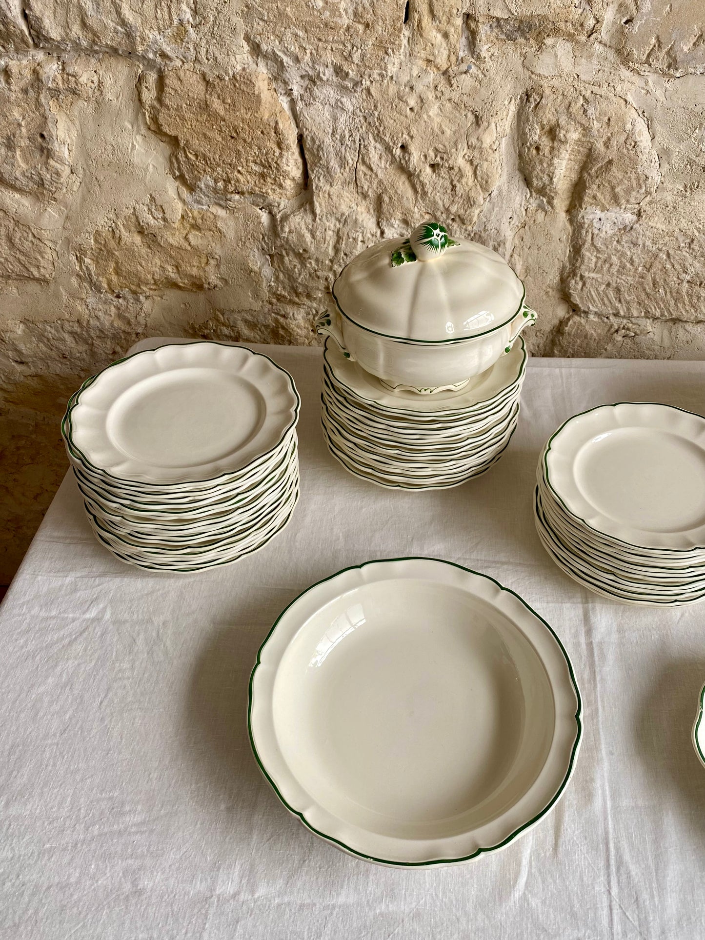 service "Pomme" Lunéville demi-porcelaine