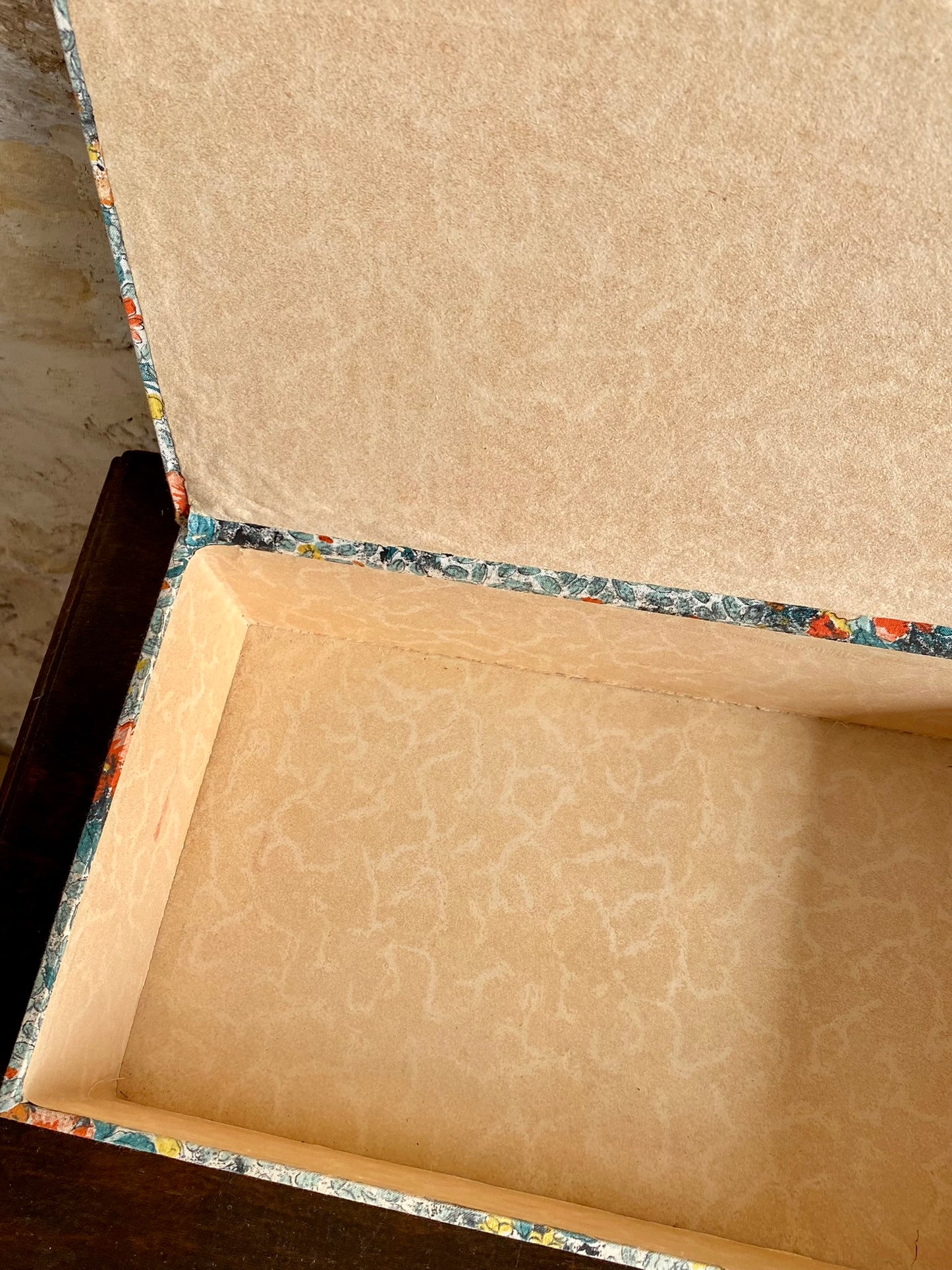 boîte en tissu des années 50