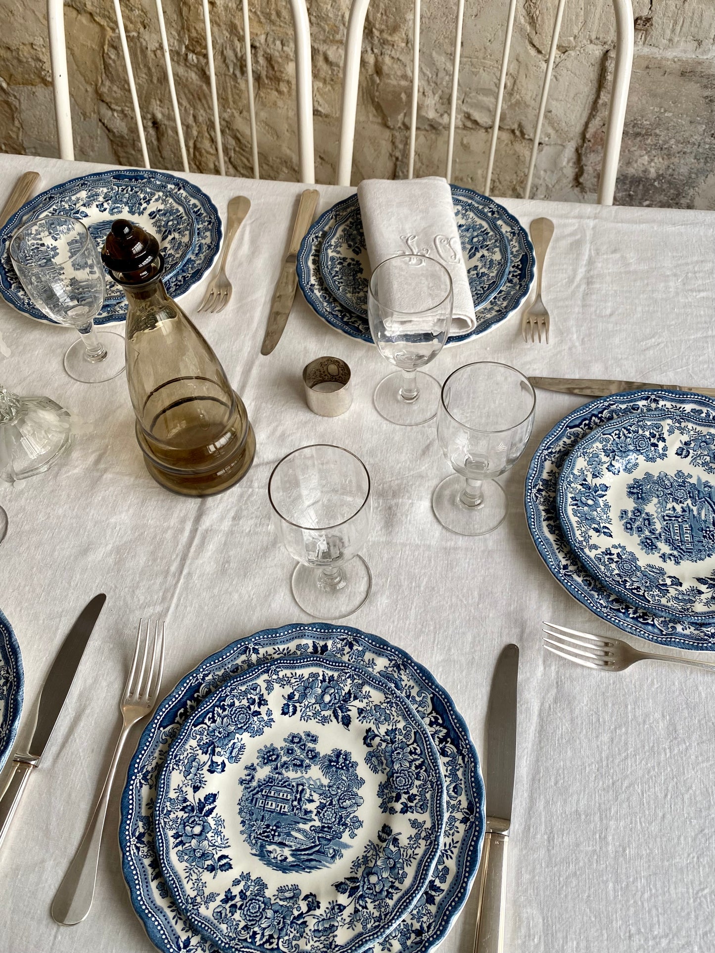 service anglais, décor bleu