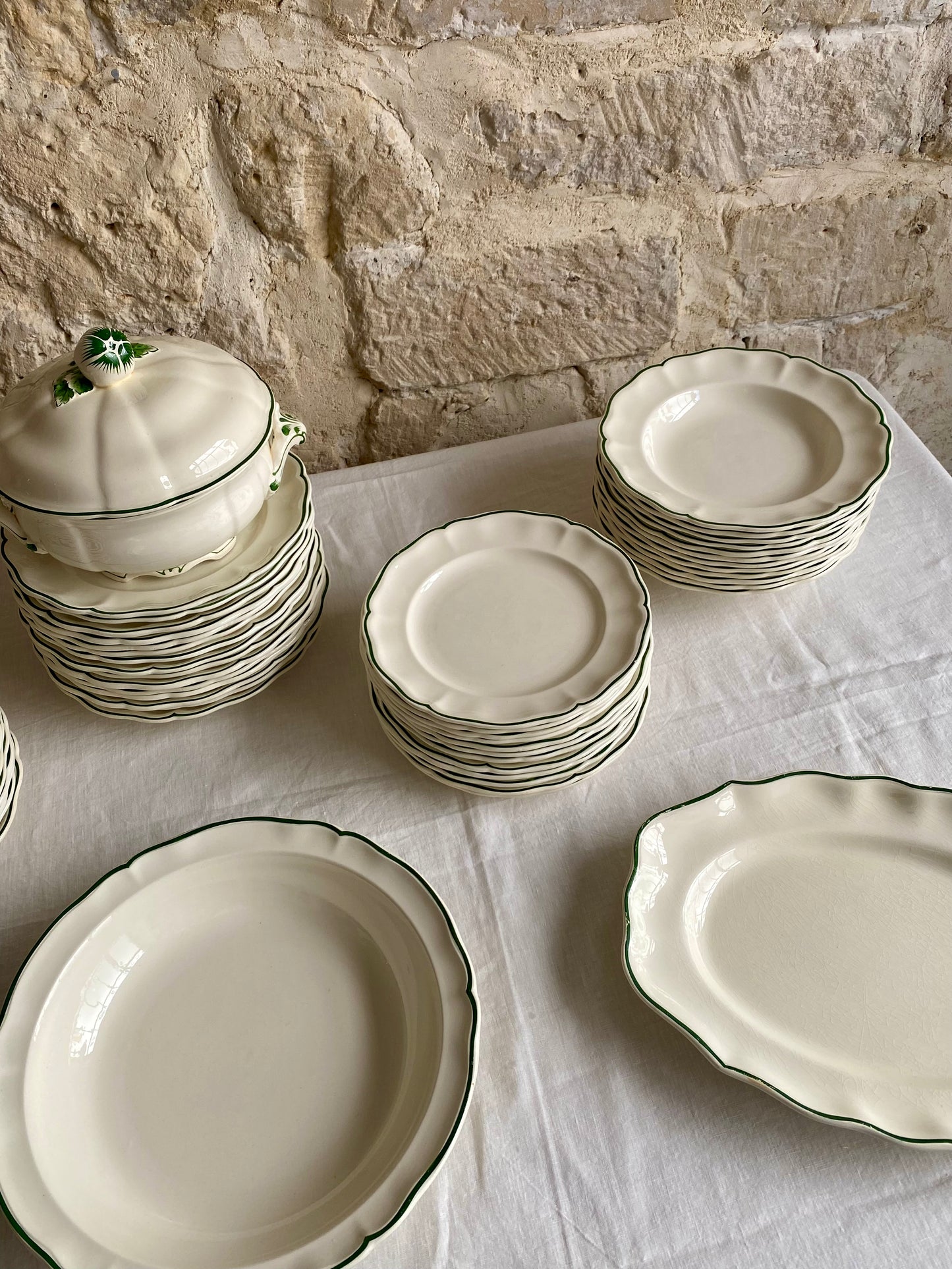 service "Pomme" Lunéville demi-porcelaine