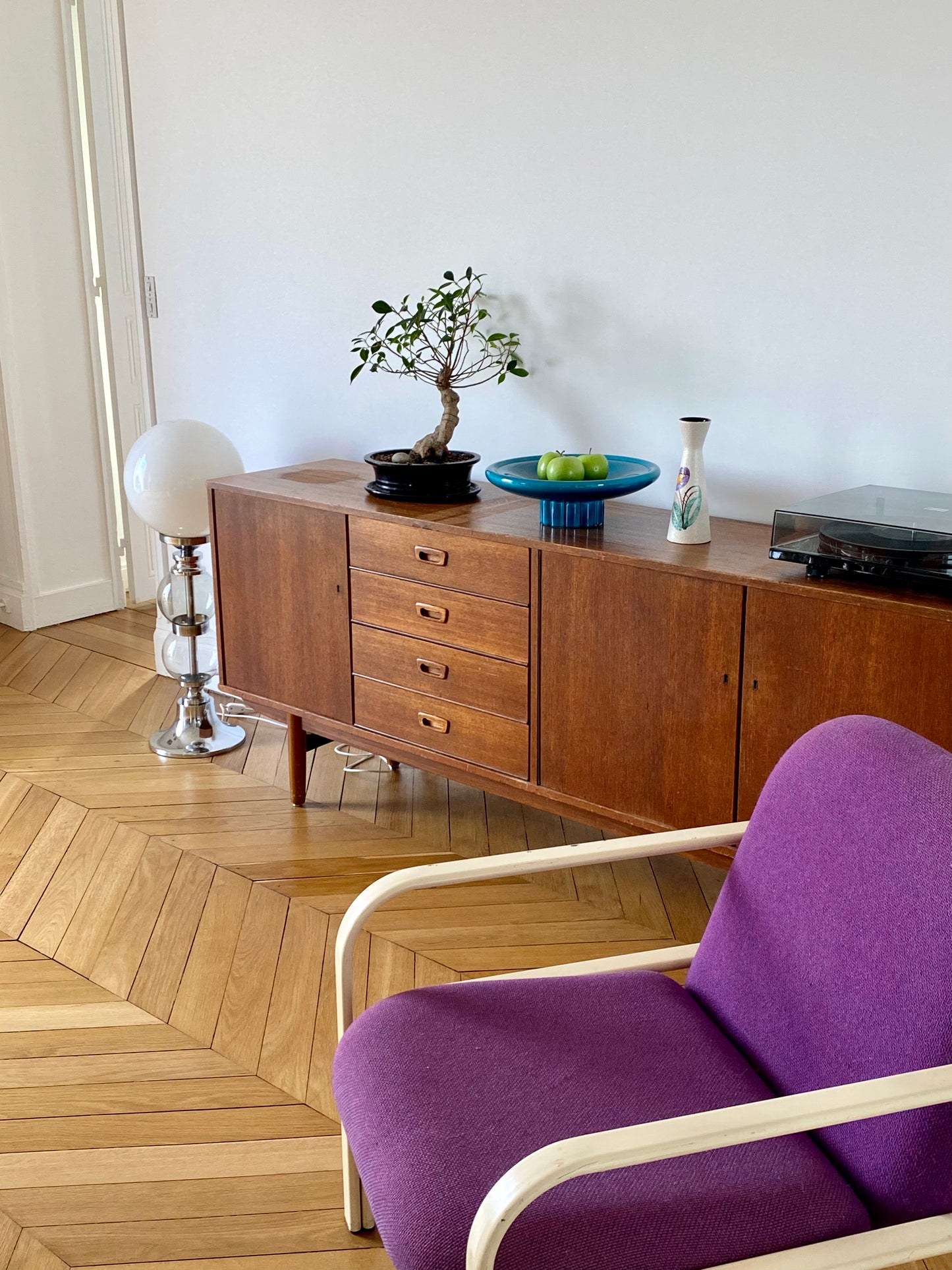 fauteuil 70's violet