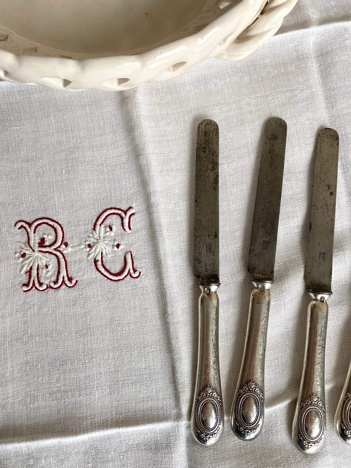couteaux à fromage en argent fourré