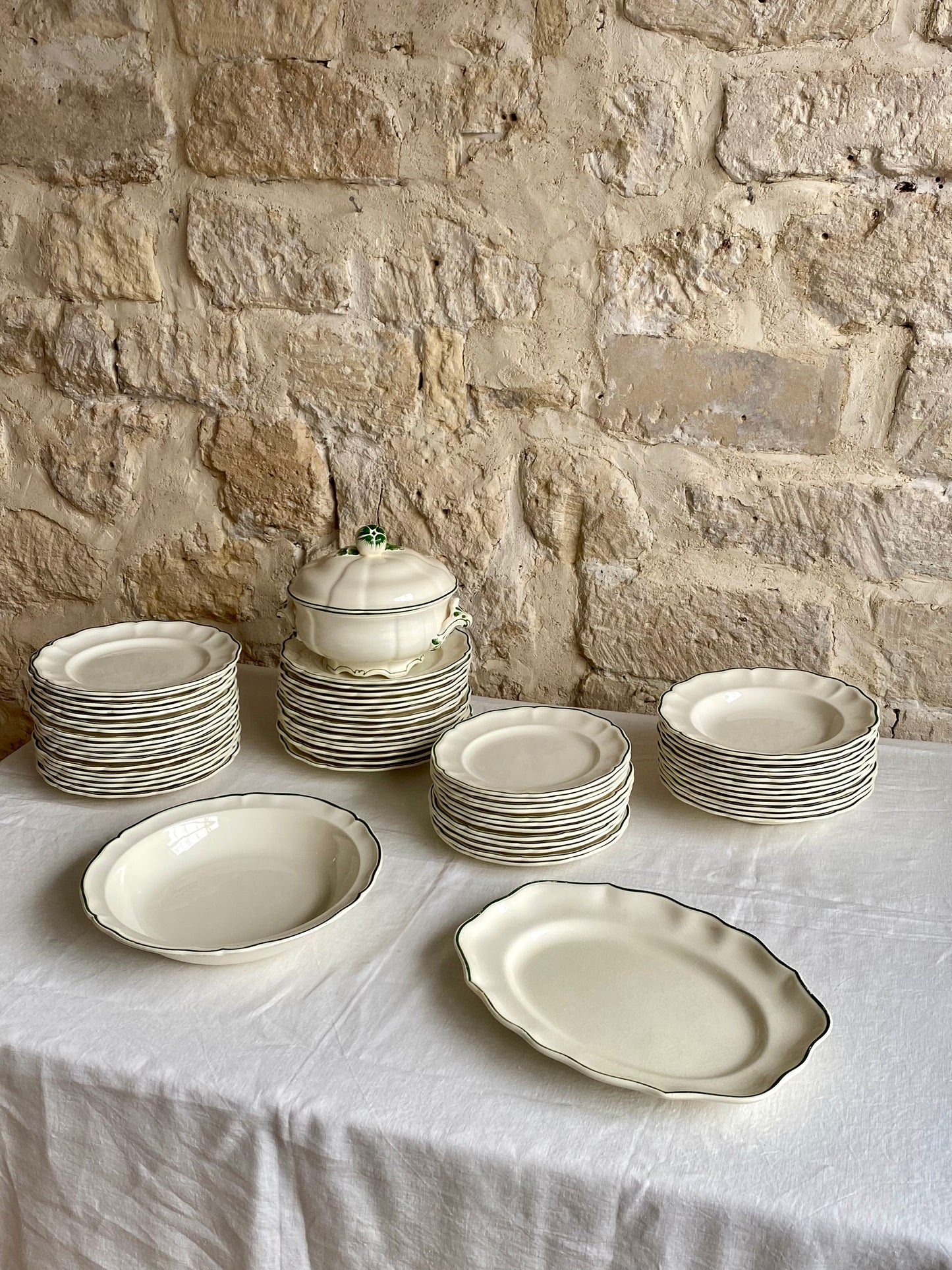 service "Pomme" Lunéville demi-porcelaine