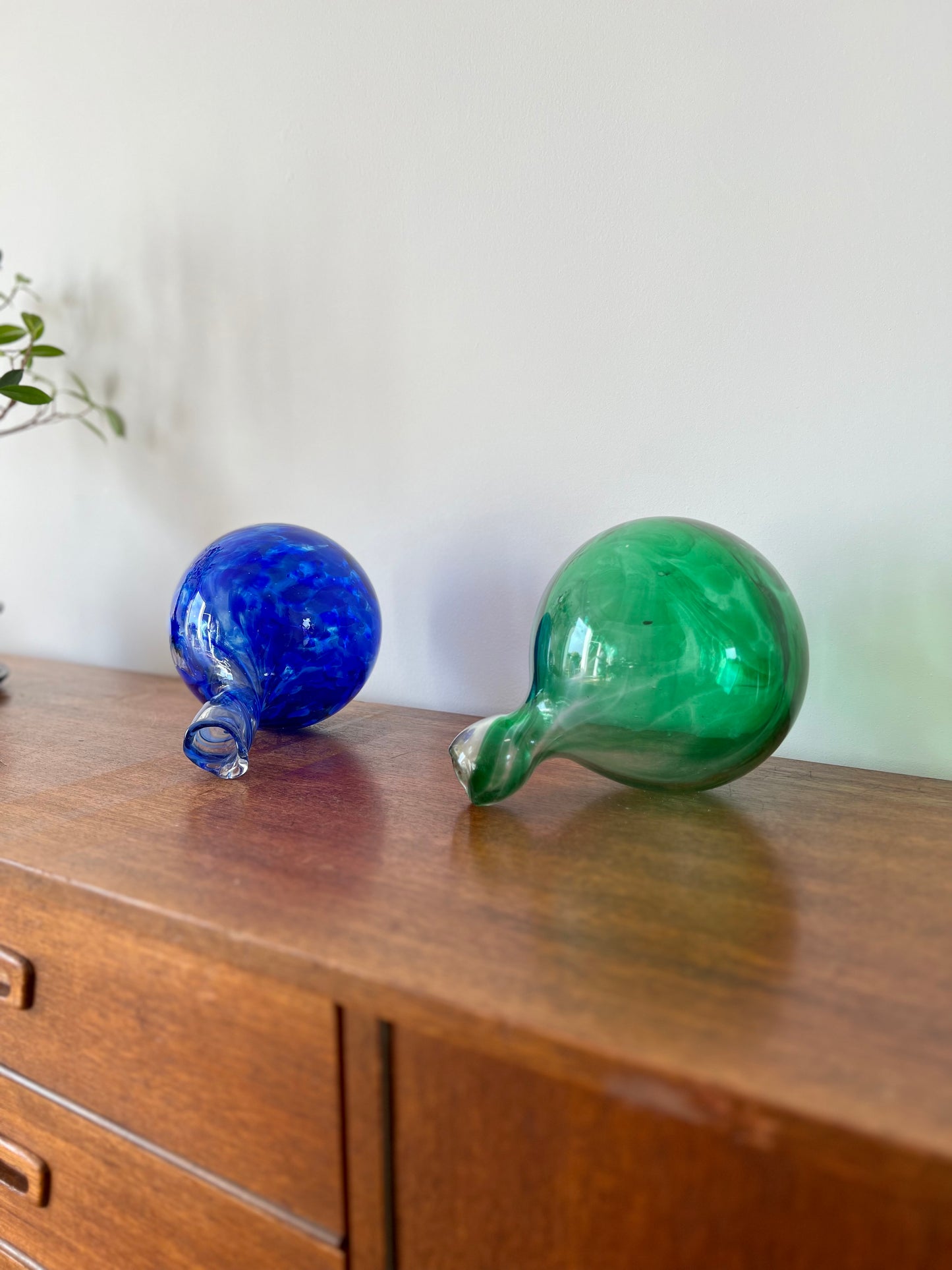 boule en verre soufflé, bleue