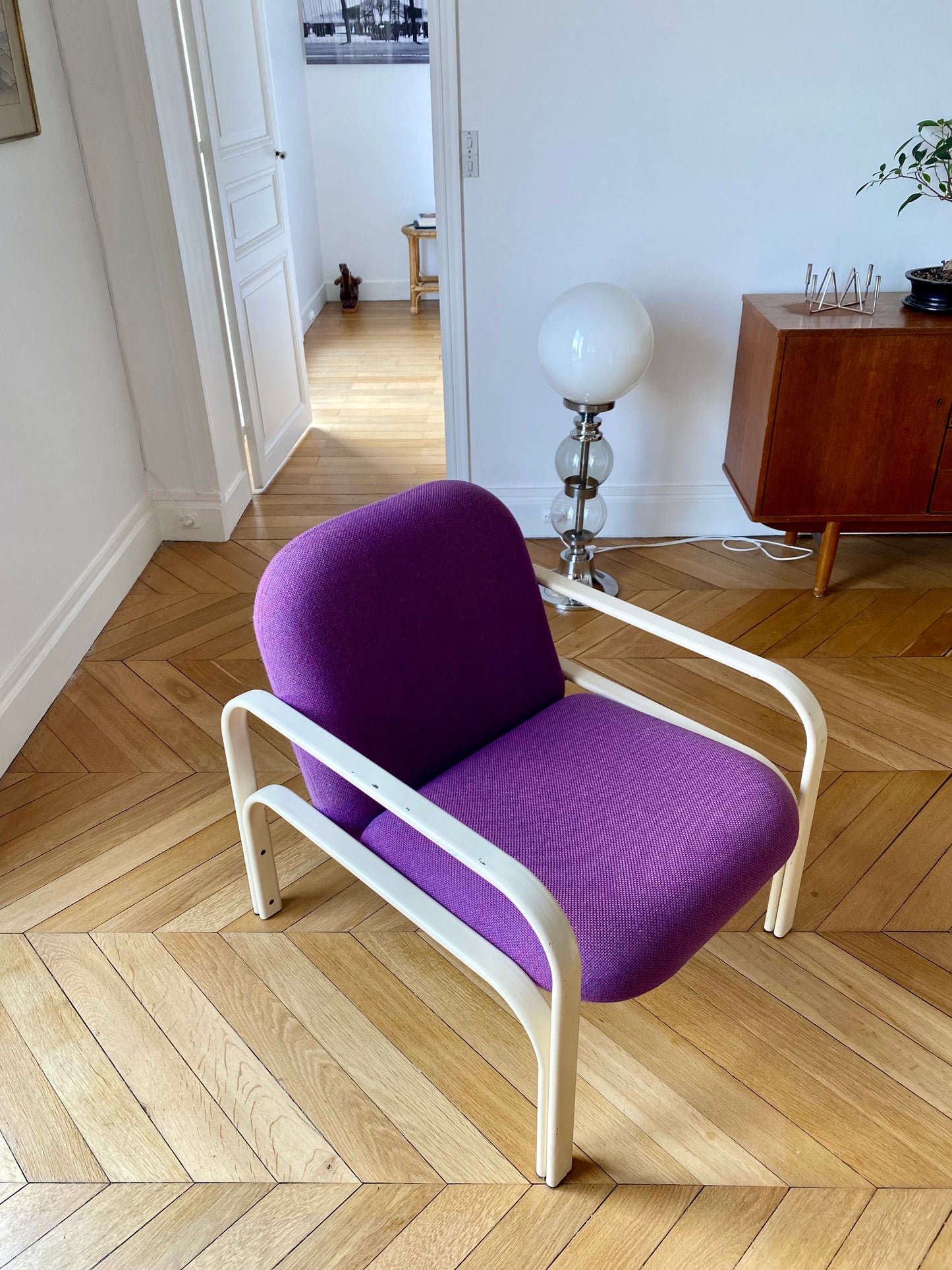 fauteuil 70's violet