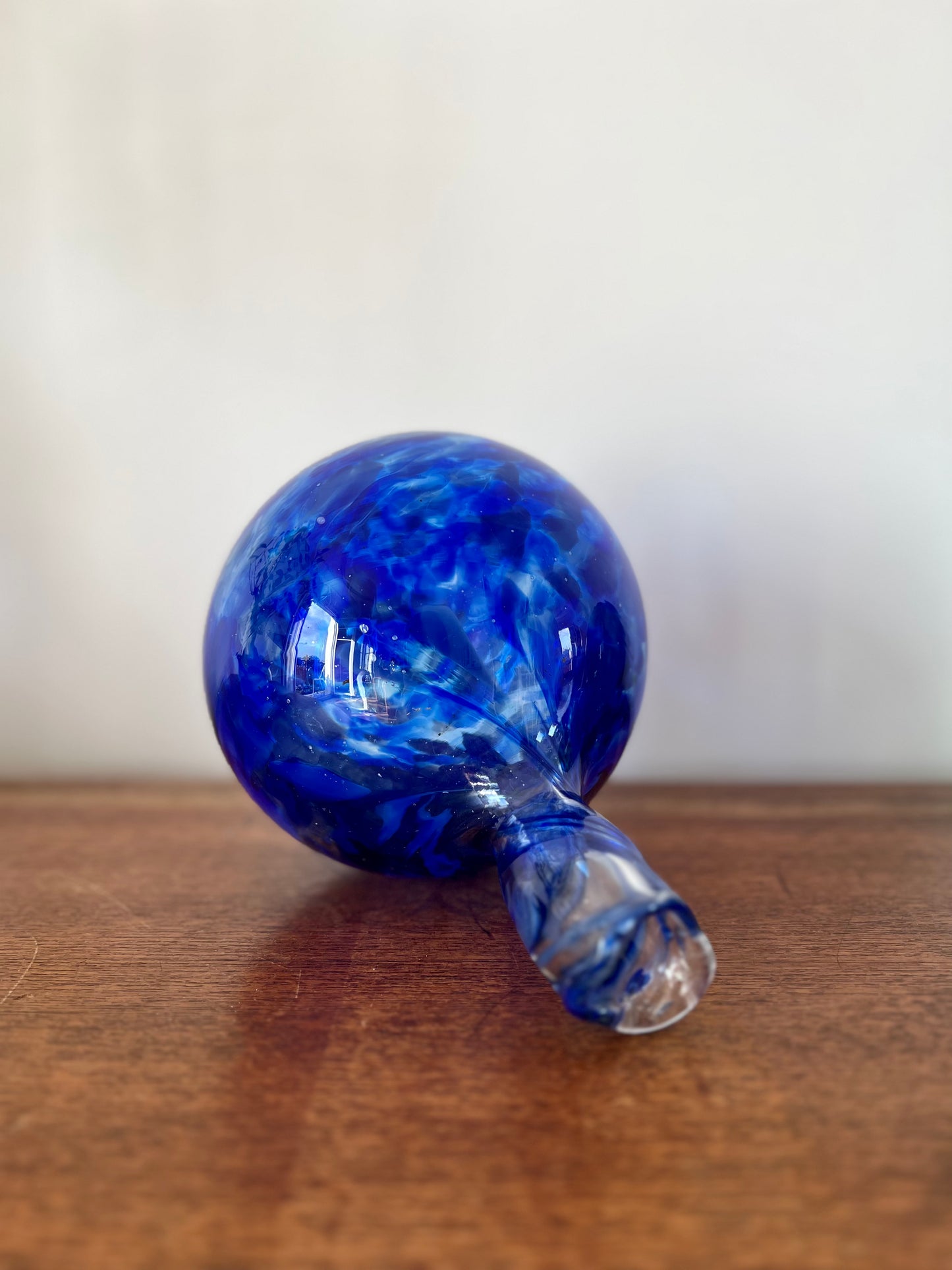 boule en verre soufflé, bleue